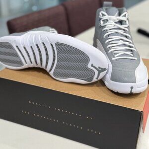 Air Jordan Retro 12
